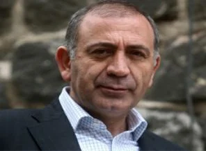 Gürsel Tekin'den adaylık için yeşil ışık