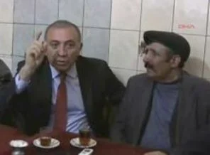 Gürsel Tekin fena 'takla'ya geldi!