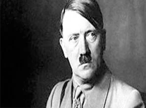 Hitler'in gönderdiği kartpostal bulundu