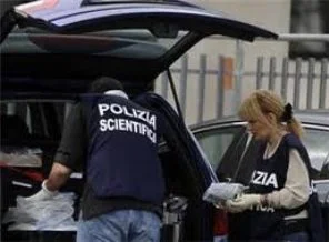 İtalya'da okula bombalı saldırı!