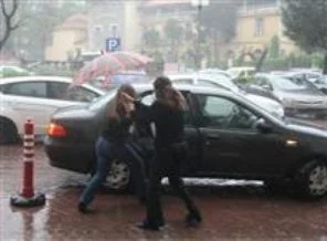 İzmir 40 dakikada karıştı