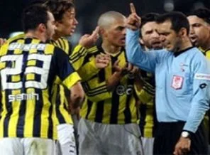 Kabe'de bile Fenerbahçe!