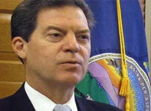 Kansas Valisi 'şeriat yasa tasarısı'nı imzaladı
