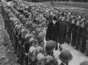 Kore Savaşı fotoğrafları Paşa'nın kırmızı valizinde
