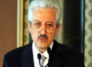 M.Ali Aydınlar ilk davasını kazandı