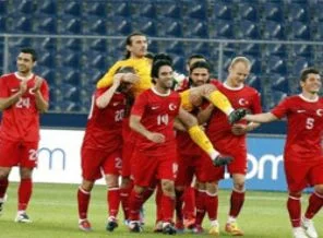 Milliler son dakikada yıkıldı