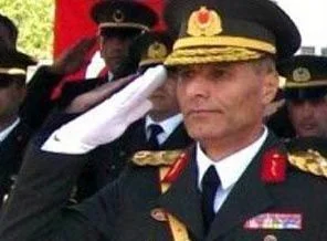 O general YAŞ listesinde