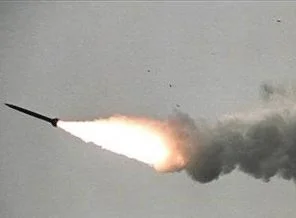 Pakistan'da füze saldırısı: 10 ölü