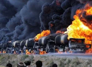 Pakistan NATO ikmal yolunu açıyor mu?