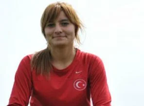 Pistlerin prensesi olmak istiyor