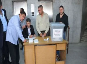 Şiddet seçimde de devam etti