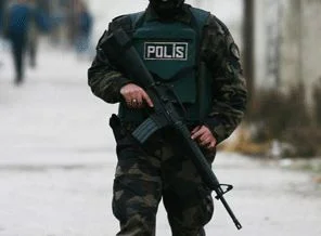 Şırnak'ta Özel Harekat PKK'lılarla çatıştı