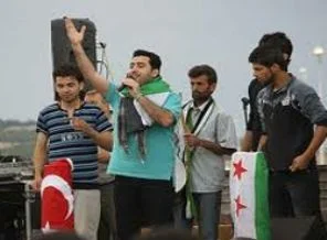Suriyeli ses sanatçısı çadır kentte konser verdi