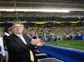 Terim'e sürpriz davet
