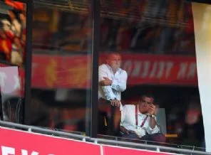 Terim, Kadıköy'de kulübede
