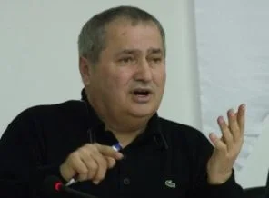 'Tüzmen Platini'yle görüştüyse şerefsizim'