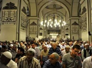 Üç aylar bugün başladı