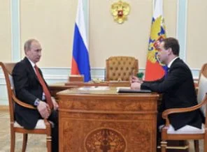 Vladimir Putin'in vaitleri kararnameleri oldu.