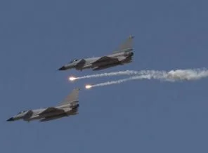 Yunanistan füze tatbikatı yapacak