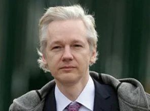 Assange'dan Ekvador'a iltica talebi