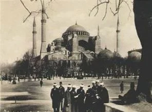 Ayasofya'da ilk Cuma namazı