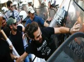 Bahçeli'ye Selanik'te protesto