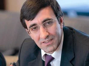Bakan Yılmaz, Pakistan'da