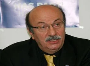 Bekaroğlu cezaevlerindeki durumu anlattı
