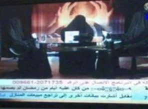 Bu TV'de kameramanlar bile çarşaflı kadınlar