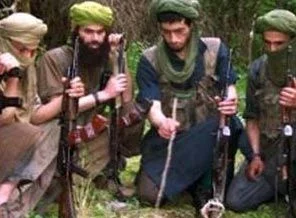 El-Kaide Yemen'in güneyindeki etkinliğini artırıyor