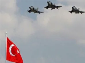 İkinci uçağa da saldırmışlar