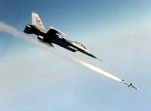 İsrail, Gazze bombardımanını sürdürüyor