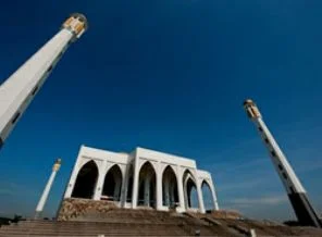 Marsilya'da cami inşasına onay