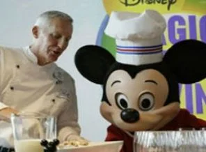 Mickey'e hamburger yasak
