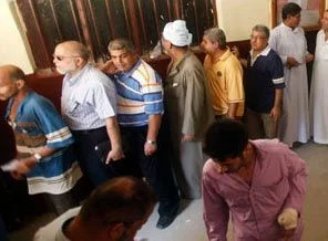 Mısırlı Kıpti Hristiyanlar seçim kuyruğunda