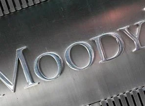 Moody's dev bankaları sarstı