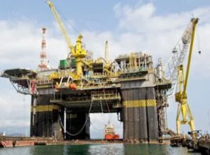 Rumlardan BM'ye petrol şikayeti