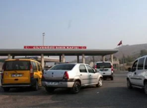 Sınır kapılarında bekleme süresi kısalıyor