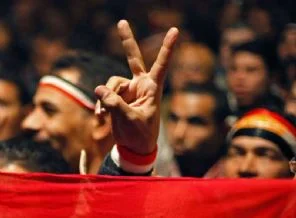 Tahrir Meydanında yüz binler vesayete karşı