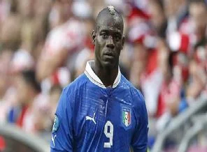 UEFA'dan Hırvatistan'a ırkçılık cezası!
