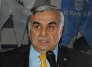 Ve Akay geri döndü...