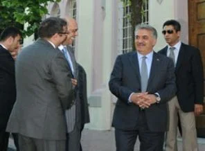 Yazıcı, İÜ'nün 'İstanbul 2010' projesini gezdi