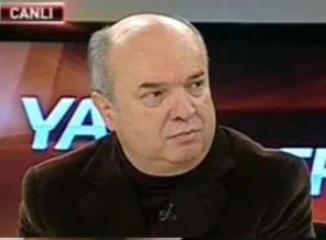 AK Parti iftarına katılan Fehmi Koru'dan notlar