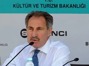 AKM'de restorasyon başladı