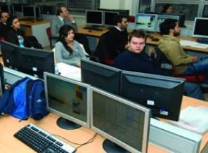 Bugün internetiniz çökerse şaşırmayın!