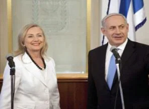 Clinton, İsrail'den İran'a gözdağı verdi