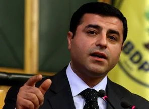 Demirtaş: Suriyeli Kürtlerin kararlarına saygı duyulmalı