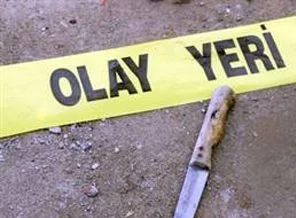 Dersinden kalınca profesörü bıçakladı!