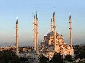 Dev camii bu yıl da cemaatsiz kaldı