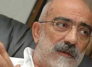 'Erdoğan gülünç duruma düşüyor'